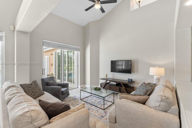 Building Photo - 1179 Laguna Springs Dr