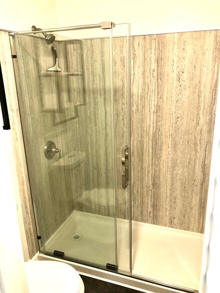 Building Photo - 6780 Friars Rd