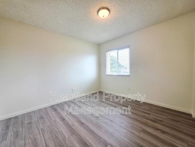 Building Photo - 955 Imperial Beach Blvd