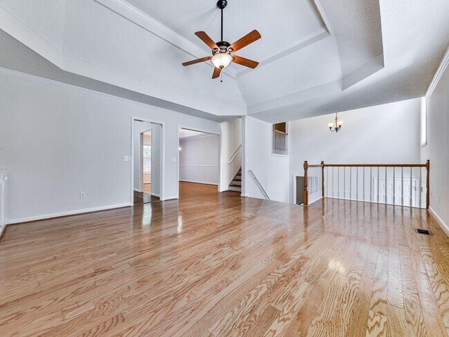 Building Photo - 3007 Clove Tree Ln