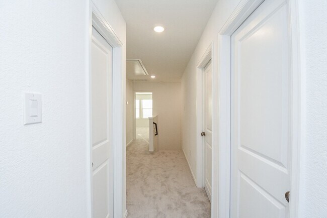 Building Photo - 18987 Panzini Dr