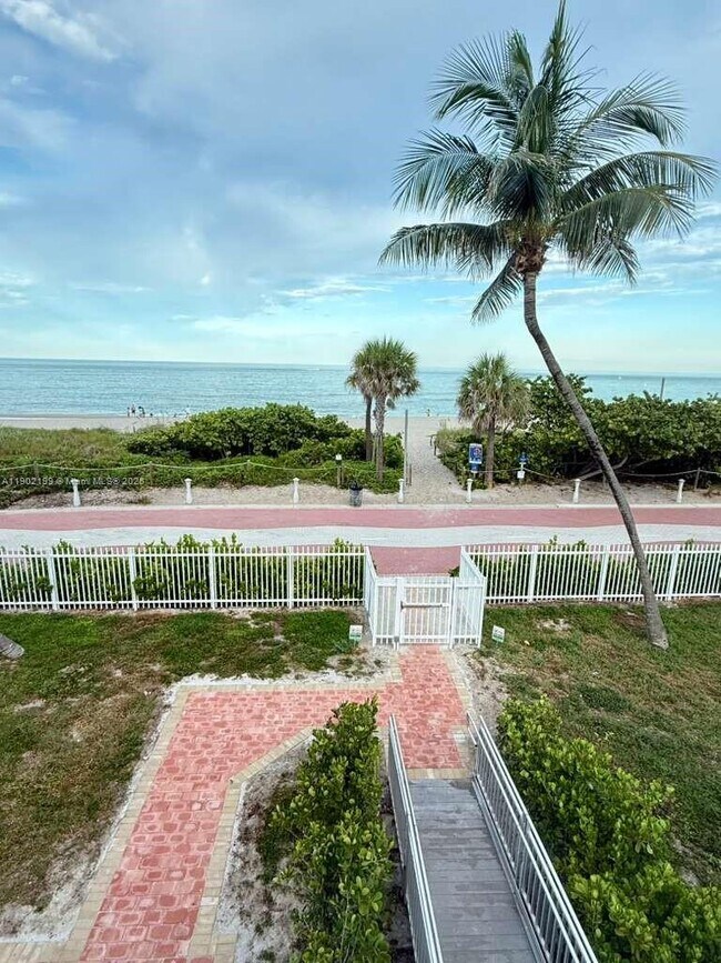 Building Photo - 5401 Collins Ave