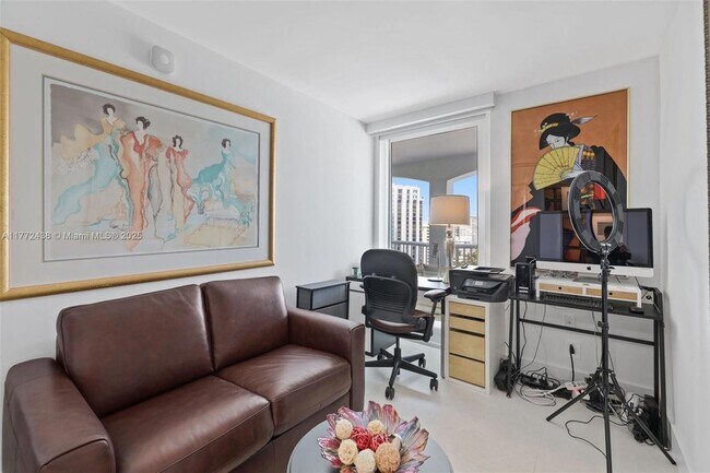 Building Photo - 5401 Collins Ave