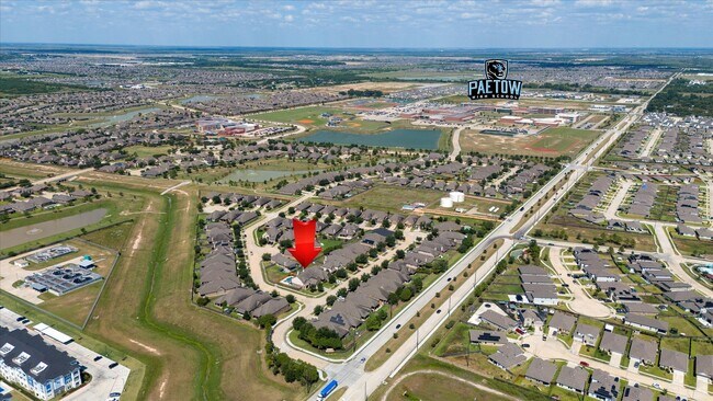 Building Photo - 4203 Bergamo Shores Dr