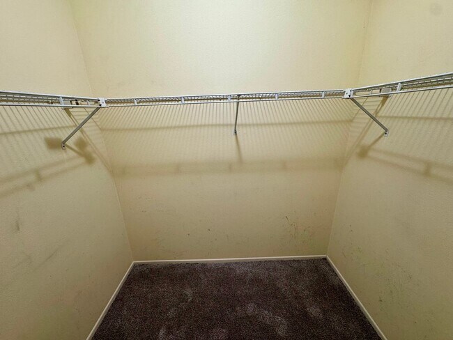 Building Photo - PENTHOUSE-STYLE UNIT IN SIGNAL HILL  w/180...
