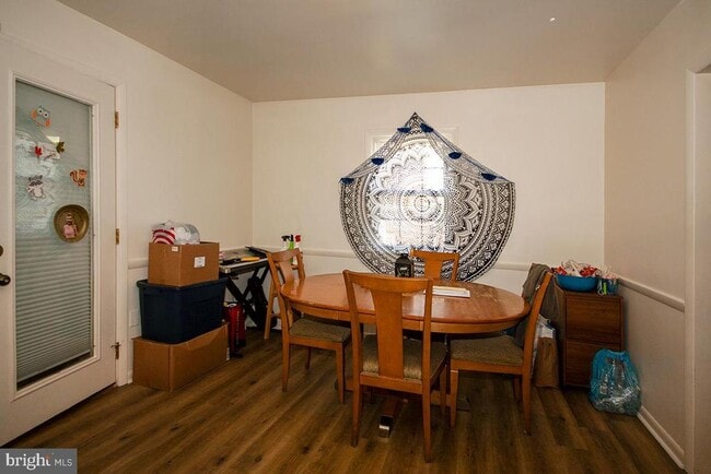 Building Photo - 316 Swarthmore Rd