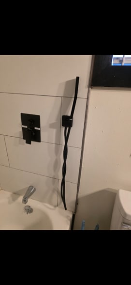 Building Photo - 613 W Sequoyah Ave