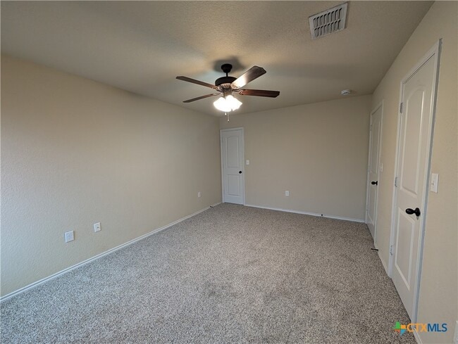 Building Photo - 669 Creekside Cir