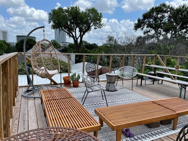 Building Photo - 429 Hawthorne St