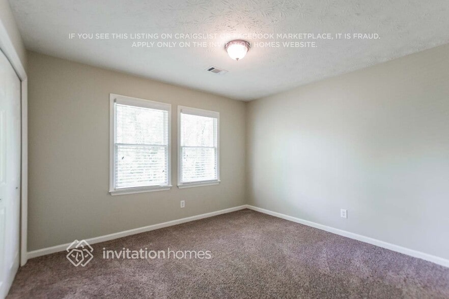 Building Photo - 5130 Brownwood Dr