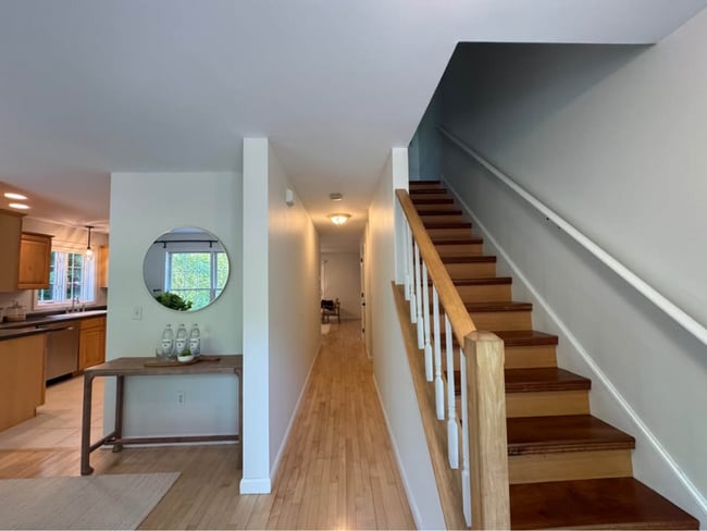 Building Photo - 14 Woodside Dr
