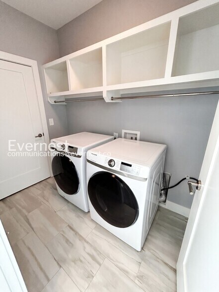 Building Photo - 915 Delmas Ave