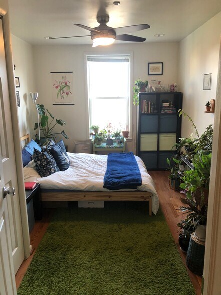 Bedroom 2 - 1513 Fairmount ave