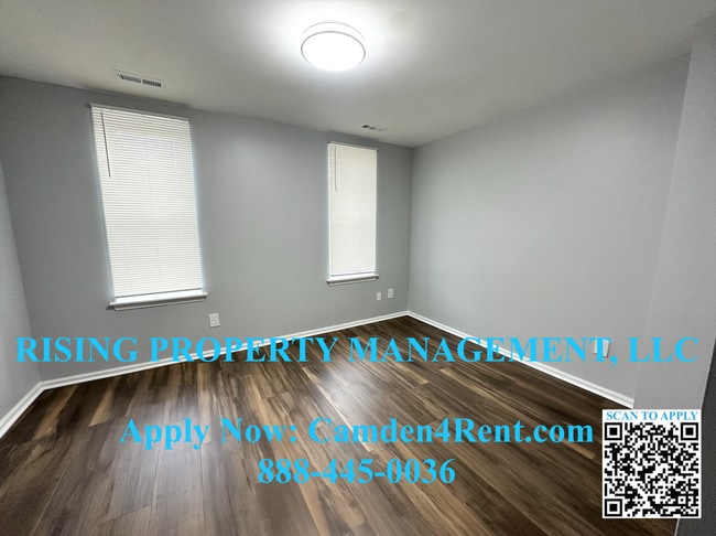 Building Photo - Newly Renovated 3 Bedroom 1.5 Bathroom hom...