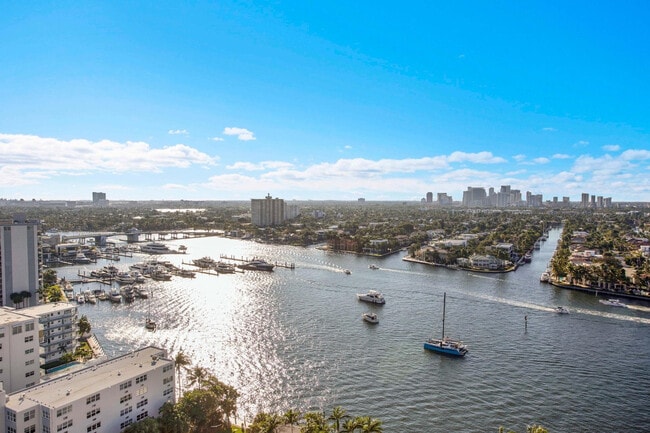 Building Photo - 153 N Seabreeze Blvd