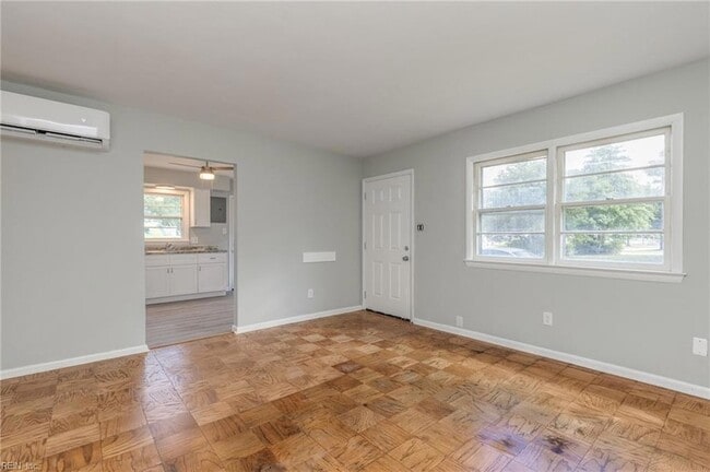 Building Photo - 9333 Chelsea Ave