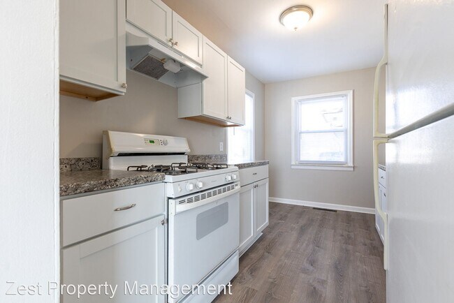 Building Photo - 3 br, 1 bath House - 17605 Stephens Drive