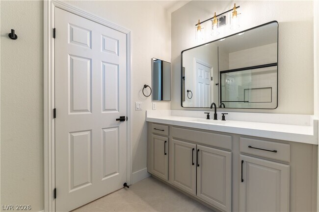 Building Photo - 9632 Staff Ln