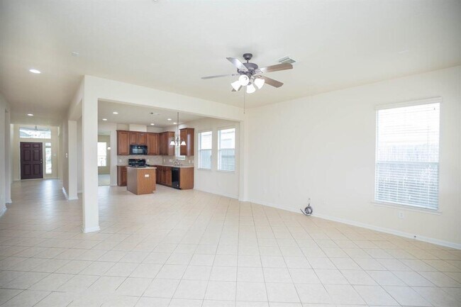 Building Photo - 7427 Boerne Creek Dr