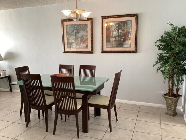 Building Photo - 3101 S Ocean Blvd