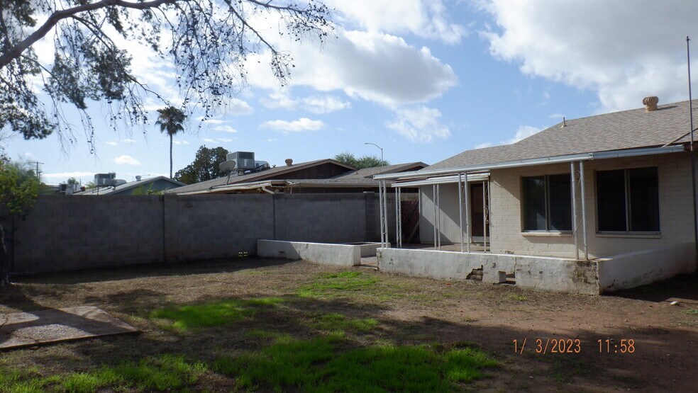 back yard - 563 N Santa Anna