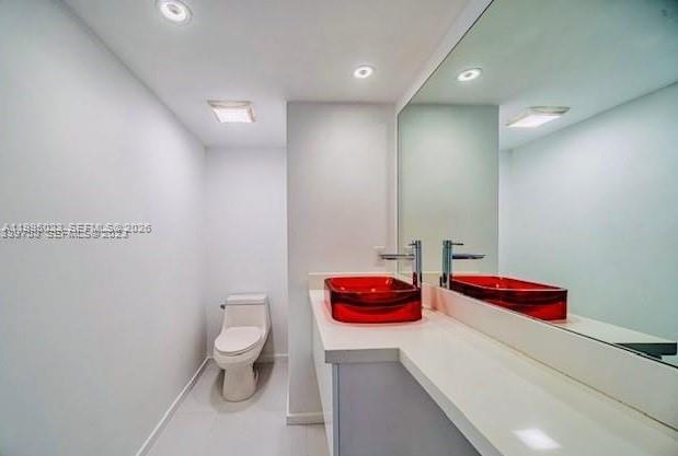 Building Photo - 555 NE 15th St