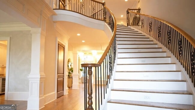 Building Photo - 453 Londonberry Rd NW