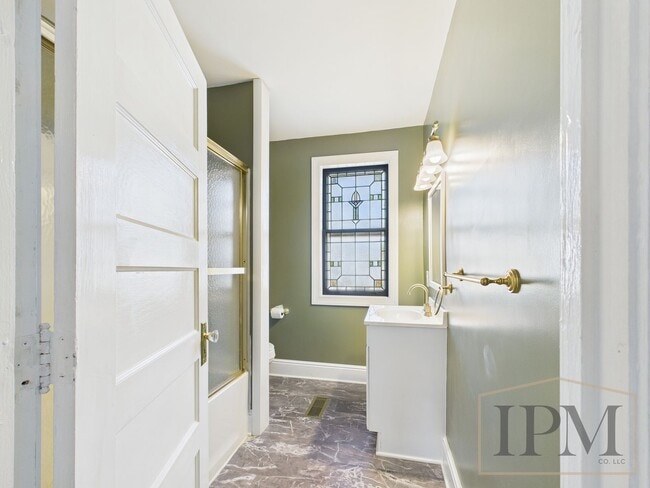 Building Photo - Coming Soon - Beautiful 4 Bedroom, 2 Bath ...