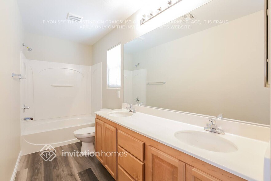 Building Photo - 9538 Vivid Colors Ave