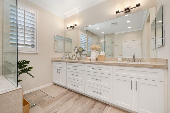 Building Photo - 39295 Camino Manena