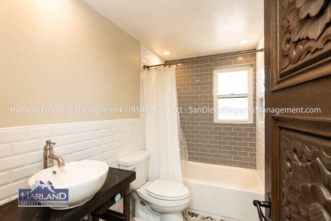 Building Photo - 6271 Soledad Mountain Rd