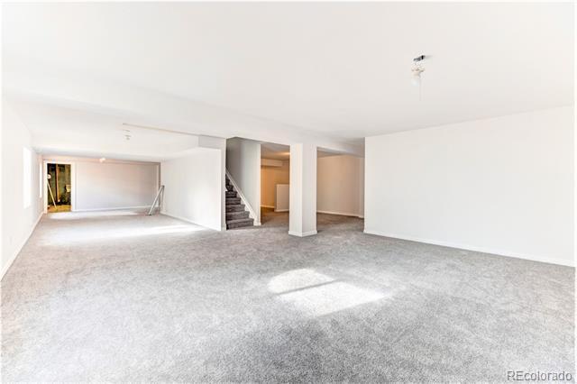 Building Photo - 2048 E 101st Way