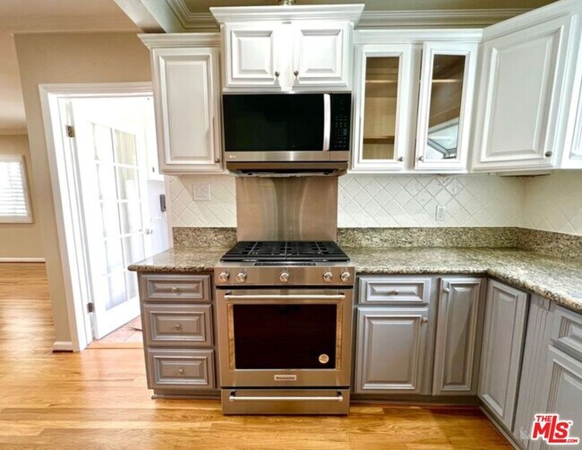 Building Photo - 3317 Burritt Way