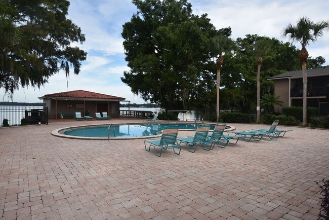 Building Photo - 2 Bed/2 Bath, 2nd Floor Condo at Marbeya C...