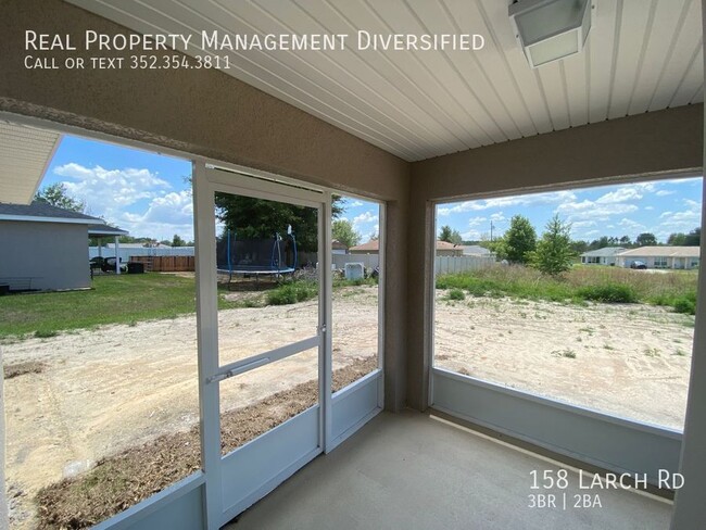 Building Photo - 158 Larch Rd