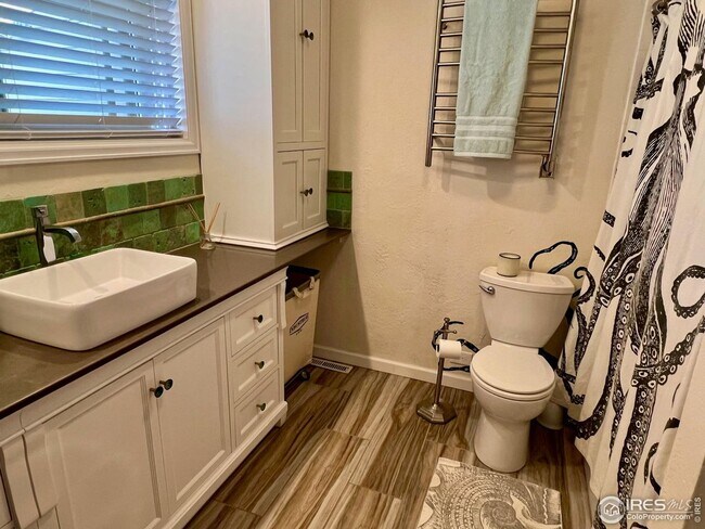 Building Photo - Chic Renovated Three Level Condo in Walnut Grove, Whittier neighborhood