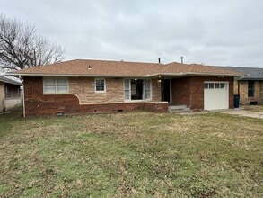 Building Photo - Charming 3-Bedroom Home with Bonus Room – Fully Updated and Move-In Ready!