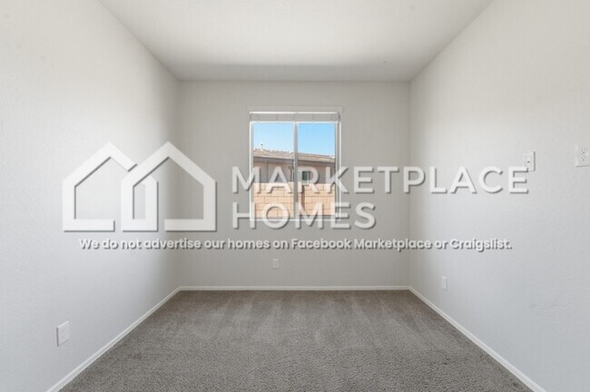 Building Photo - 22617 E Via Las Brisas