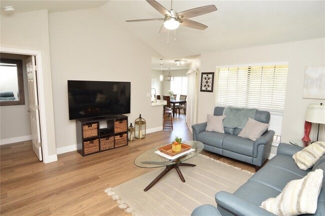 Building Photo - 8613 Mallard Reserve Dr