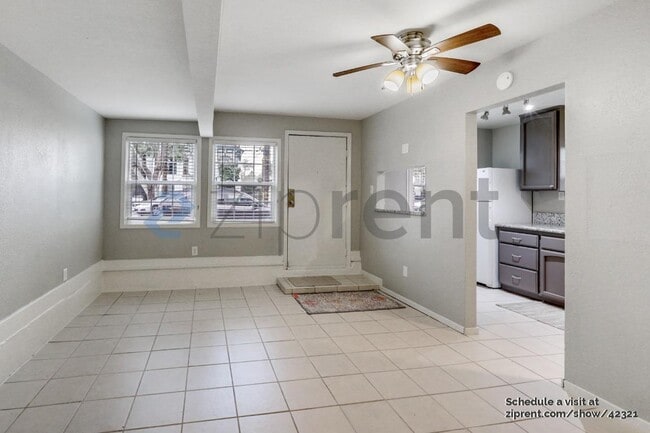 Building Photo - 517 13th St