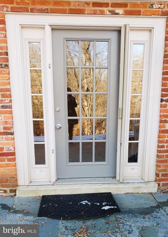 Building Photo - 11932 Ledgerock Ct