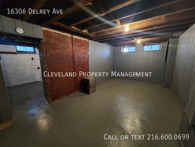 Building Photo - 16306 Delrey Ave