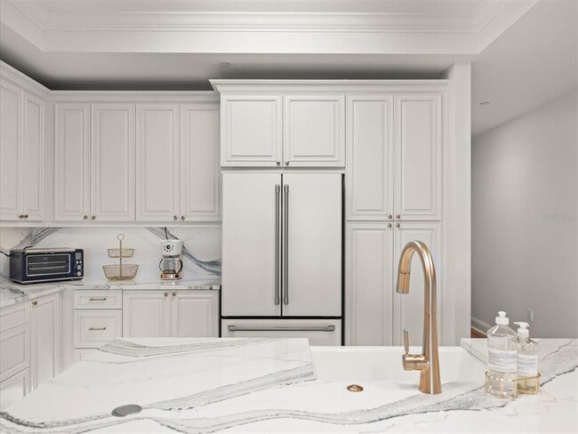 Building Photo - 202 Windward Passage