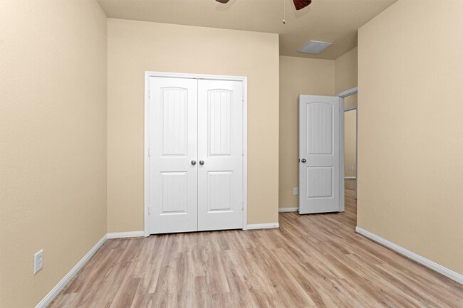 Building Photo - 24734 Colonial Maple Dr