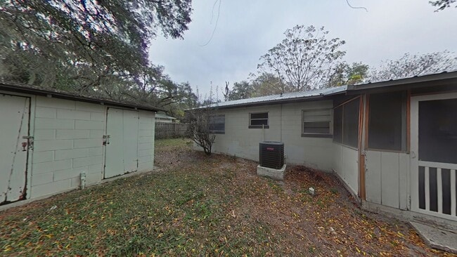 Building Photo - NE 16th Ave 1644-1648