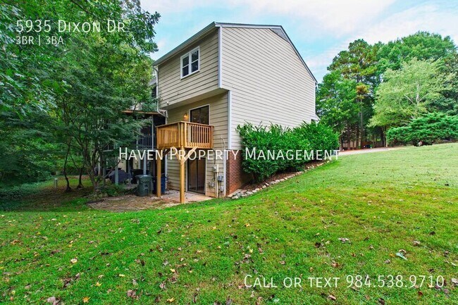 Building Photo - 5935 Dixon Dr
