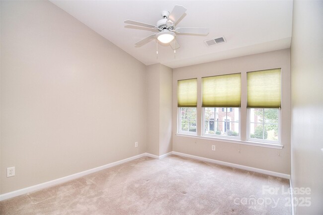 Building Photo - 9420 Rosewood Meadow Ln