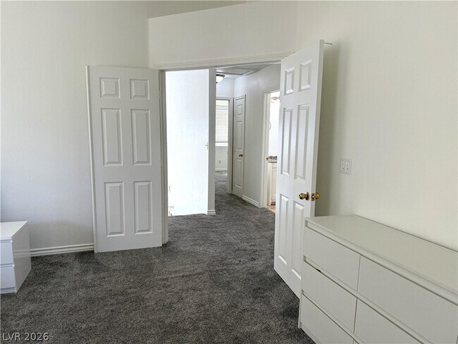 Building Photo - 433 Jubilation Dr