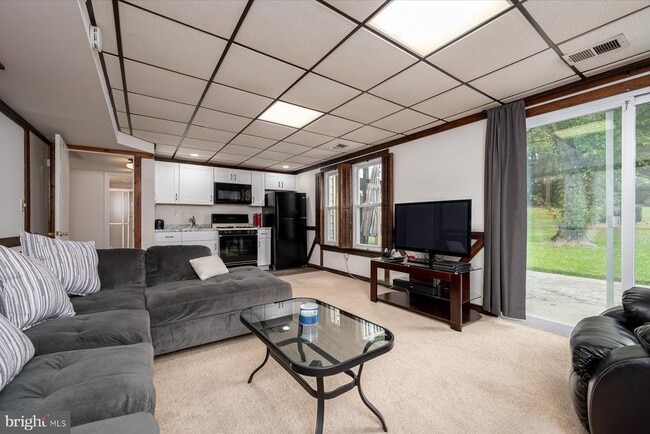 Building Photo - 12204 Sir Lancelot Dr