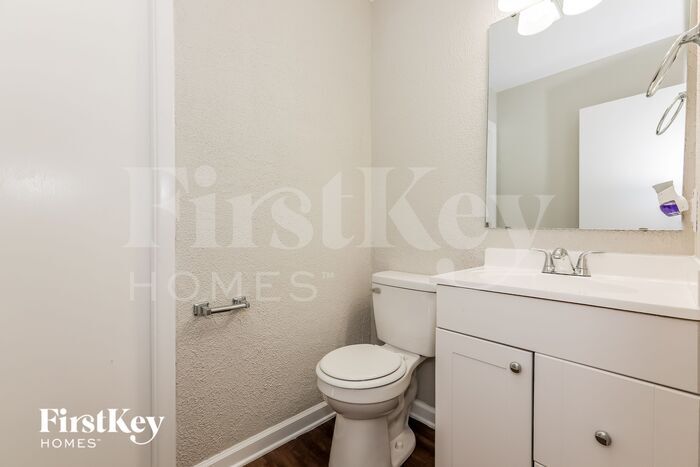 Building Photo - 15901 Lawing Ct
